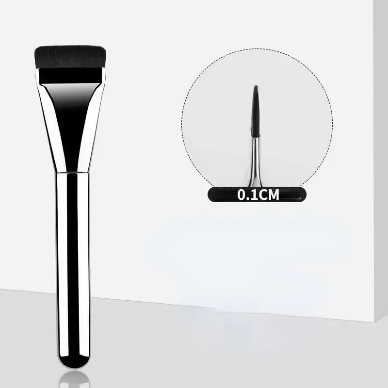 Ultra Thin Foundation Contour Brush